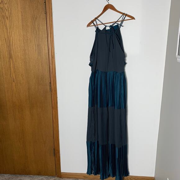 Womens AMRI Maxi Dress Blue Size XL EUC! - Picture 5 of 5